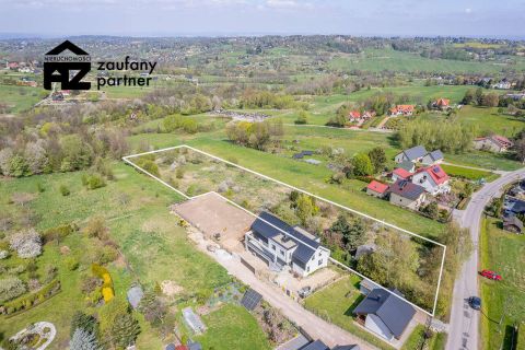 Piękna duża działka z mediami - 2