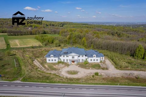Lokal na&nbsp;sprzedaż - 9