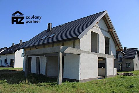 Dom stan surowy otwarty działka 8 arów - 7